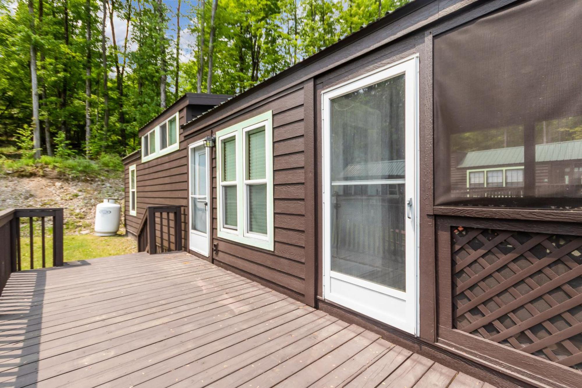 Jellystone Park Birchwood Acres Villa Greenfield Park Eksteriør bilde